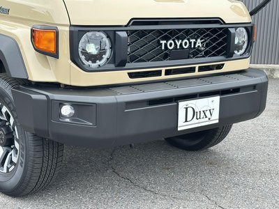 2025 Toyota LAND CRUISER 70 — миниатюра 18