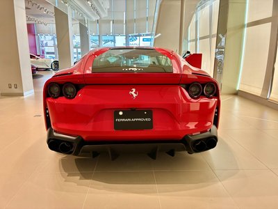 FERRARI 812 SUPERFAST - 6