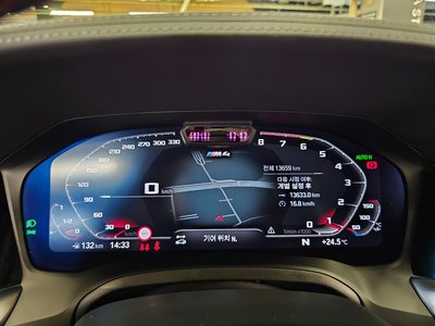 2022 BMW M4 照片 8