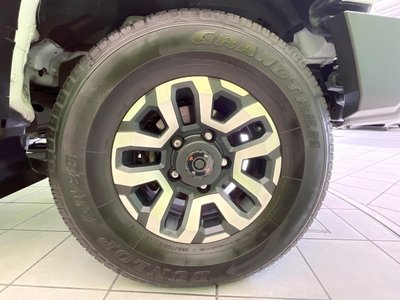 2025 Toyota LAND CRUISER 70 — миниатюра 38