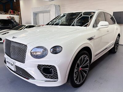 BENTLEY BENTAYGA - 3