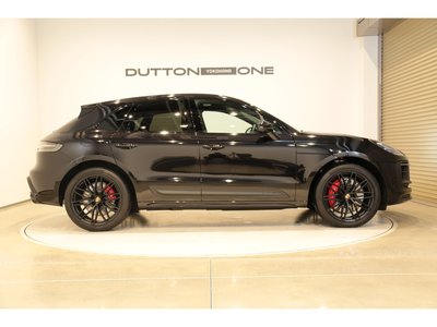 PORSCHE MACAN - 7