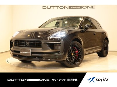 PORSCHE MACAN - 1