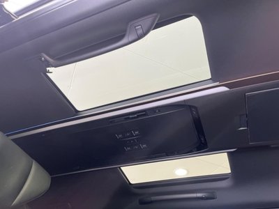 TOYOTA VELLFIRE - 4