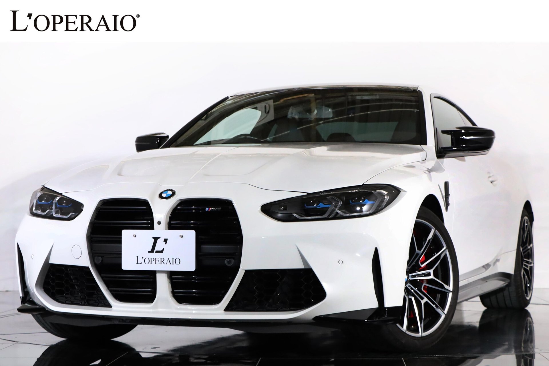 BMW M4 COUPE - View 1