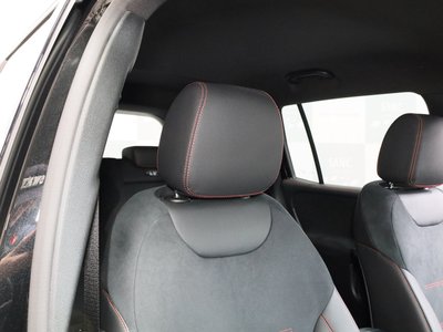 صورة 9 لـ 2022 Mercedes-BENZ GLB