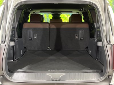 TOYOTA LAND CRUISER 250 - 10