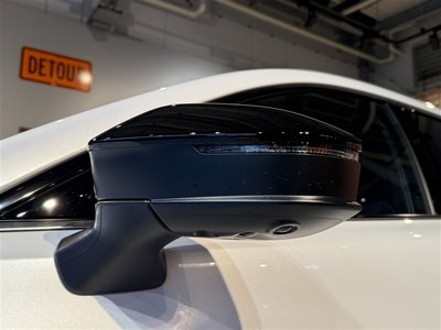 TOYOTA CROWN ESTATE - 10