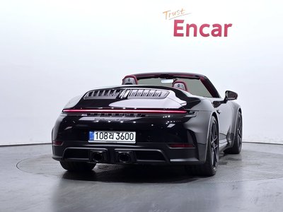 PORSCHE 911 - 4