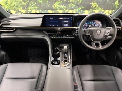 TOYOTA CROWN ESTATE - 2