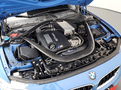 2017 BMW M4 — фото 7