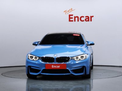 2017 BMW M4 — фото 3