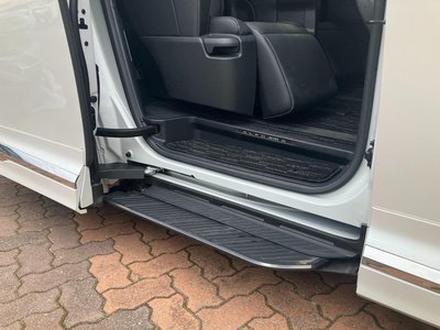 2025 Toyota ALPHARD thumbnail 37