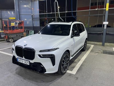 BMW X7 - 1