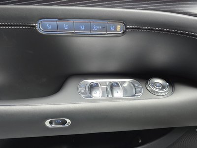 2022 Genesis G90 (RS4) — миниатюра 20