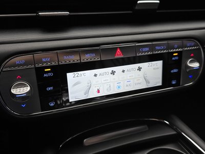 2022 Genesis G90 (RS4) — миниатюра 25