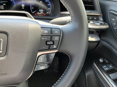 صورة مصغرة 17 لـ 2023 Toyota CROWN SPORT