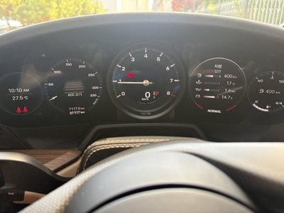 2023 Porsche 911 — миниатюра 11