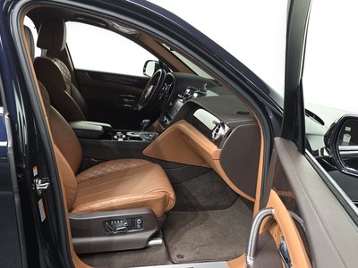 2017 Bentley BENTAYGA thumbnail 11