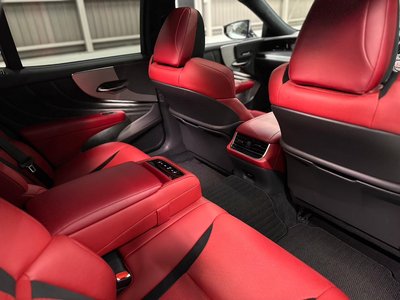 صورة مصغرة 61 لـ 2018 Lexus LS