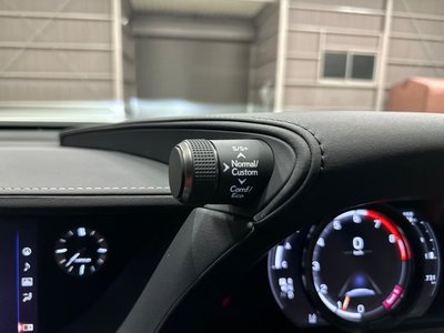 صورة مصغرة 24 لـ 2018 Lexus LS