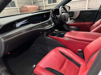 صورة مصغرة 49 لـ 2018 Lexus LS