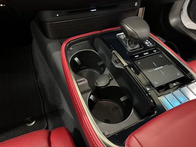 صورة مصغرة 39 لـ 2018 Lexus LS