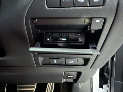 صورة مصغرة 28 لـ 2018 Lexus LS
