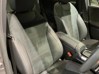 MERCEDES-BENZ EQB - 5