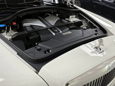 ROLLS-ROYCE CULLINAN - 7