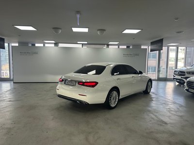 MERCEDES-BENZ E-CLASS - 5