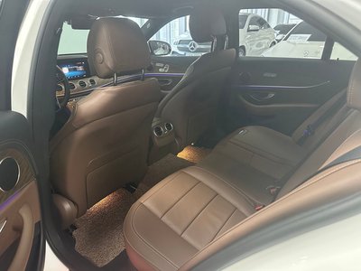 MERCEDES-BENZ E-CLASS - 10