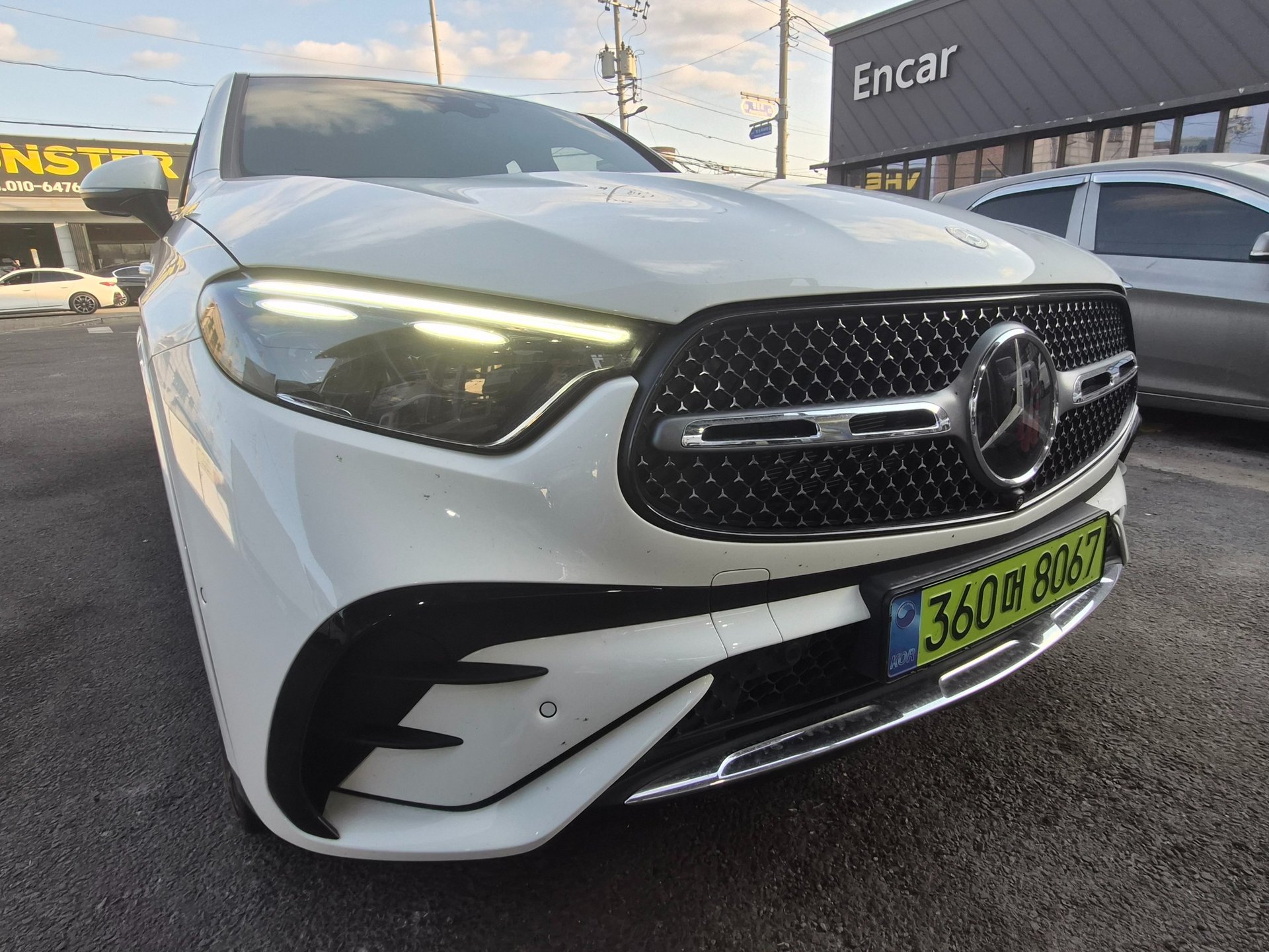 MERCEDES-BENZ GLC - View 1