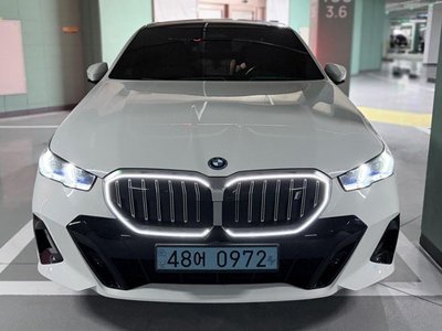 BMW I5 - 1
