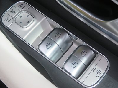2024 Mercedes-BENZ GLE 缩略图 46