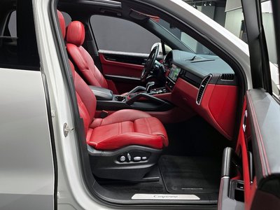 PORSCHE CAYENNE - 10