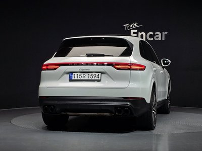PORSCHE CAYENNE - 3