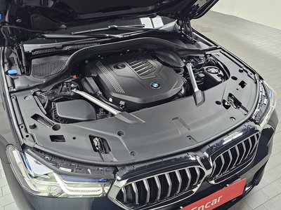 صورة 7 لـ 2023 BMW 6 SERIES GT