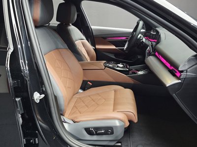 2025 BMW 5 SERIES — миниатюра 18