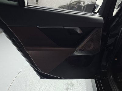 2025 BMW 5 SERIES — миниатюра 15