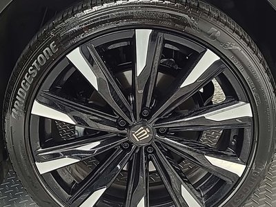 TOYOTA CROWN CROSSOVER - 6