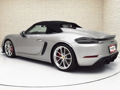 PORSCHE 718 SPYDER - 2