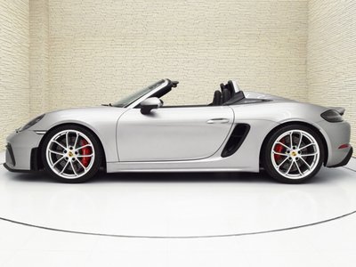 PORSCHE 718 SPYDER - 6