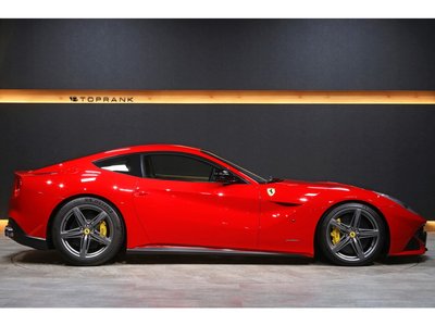 FERRARI F12 - 6