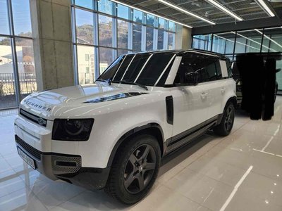 LAND ROVER DEFENDER - 1