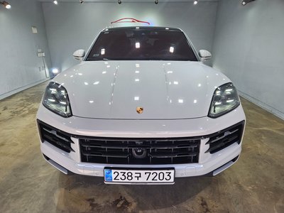 PORSCHE CAYENNE - 1