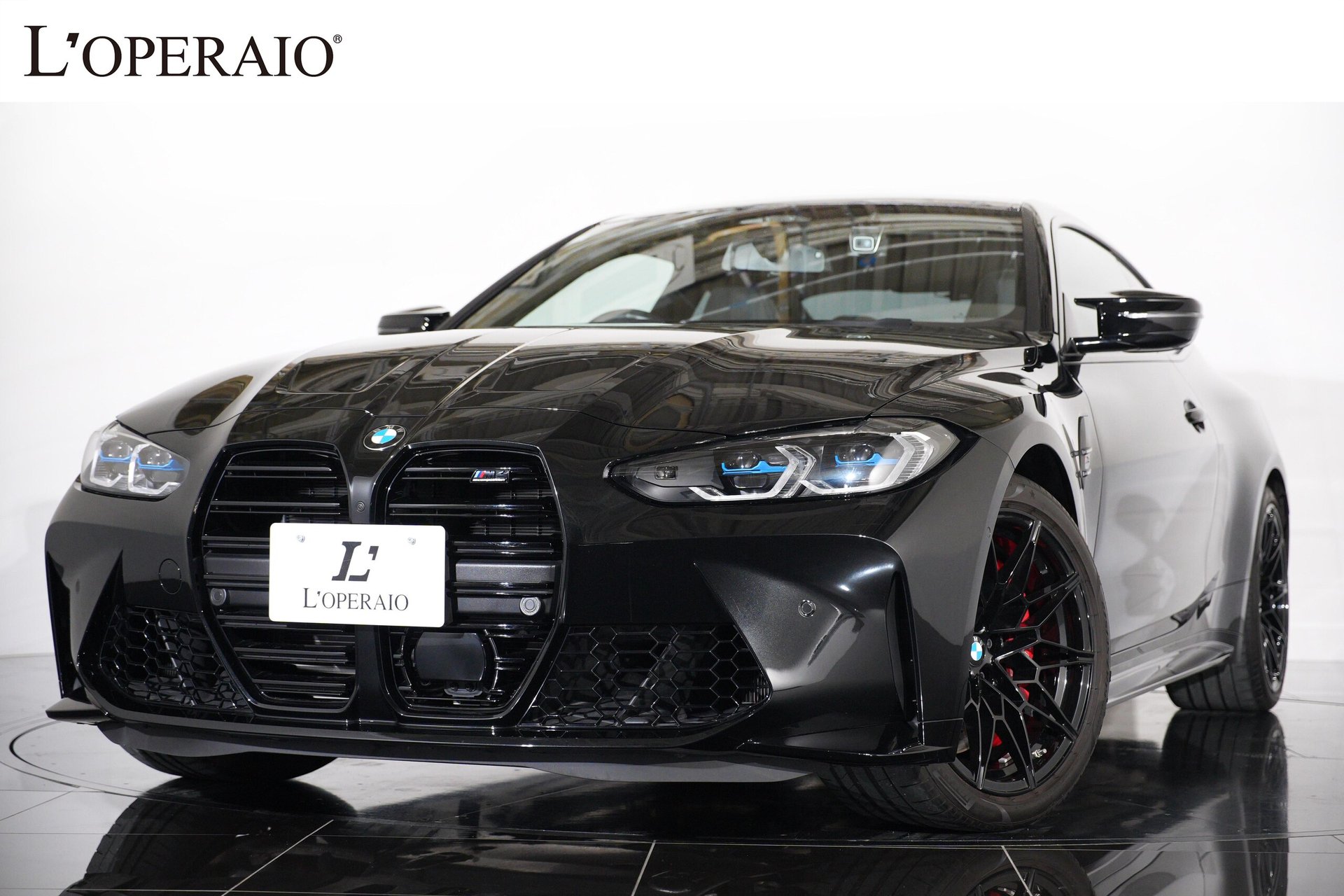 BMW M4 COUPE - View 1