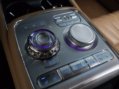 صورة 9 لـ 2022 Genesis G90 (RS4)