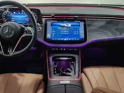 MERCEDES-BENZ E-CLASS - 4