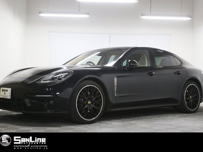 2023 Porsche PANAMERA photo 5